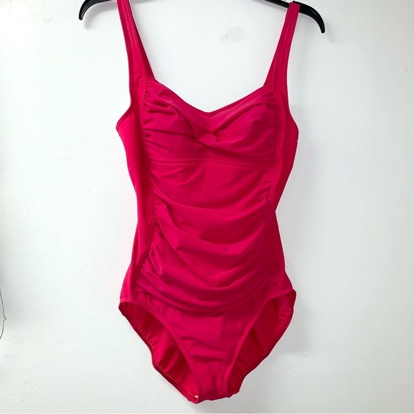 Land’s End Carmella SlenderSuit - Picture 1 of 4